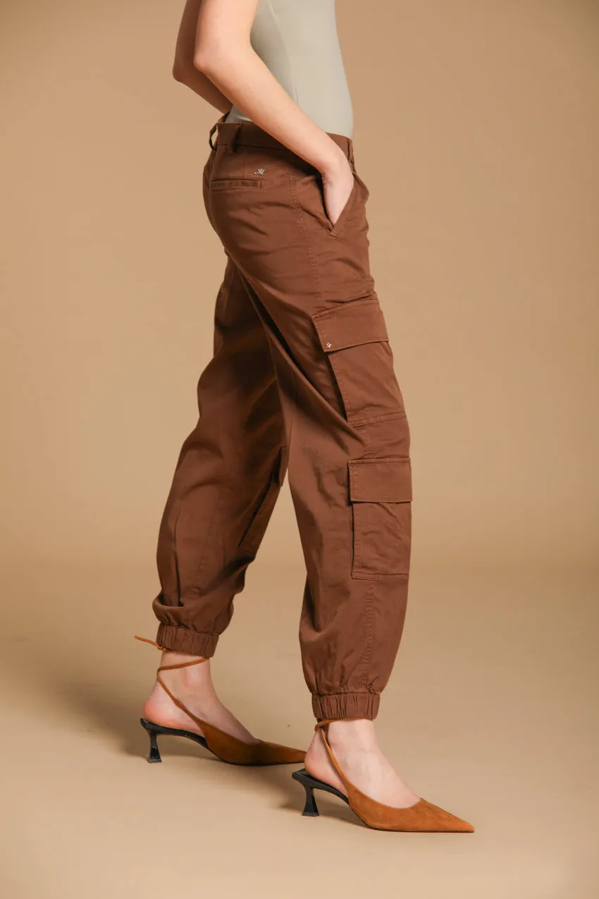 Evita Cargo women's cargo pants in gabardine curvy fit