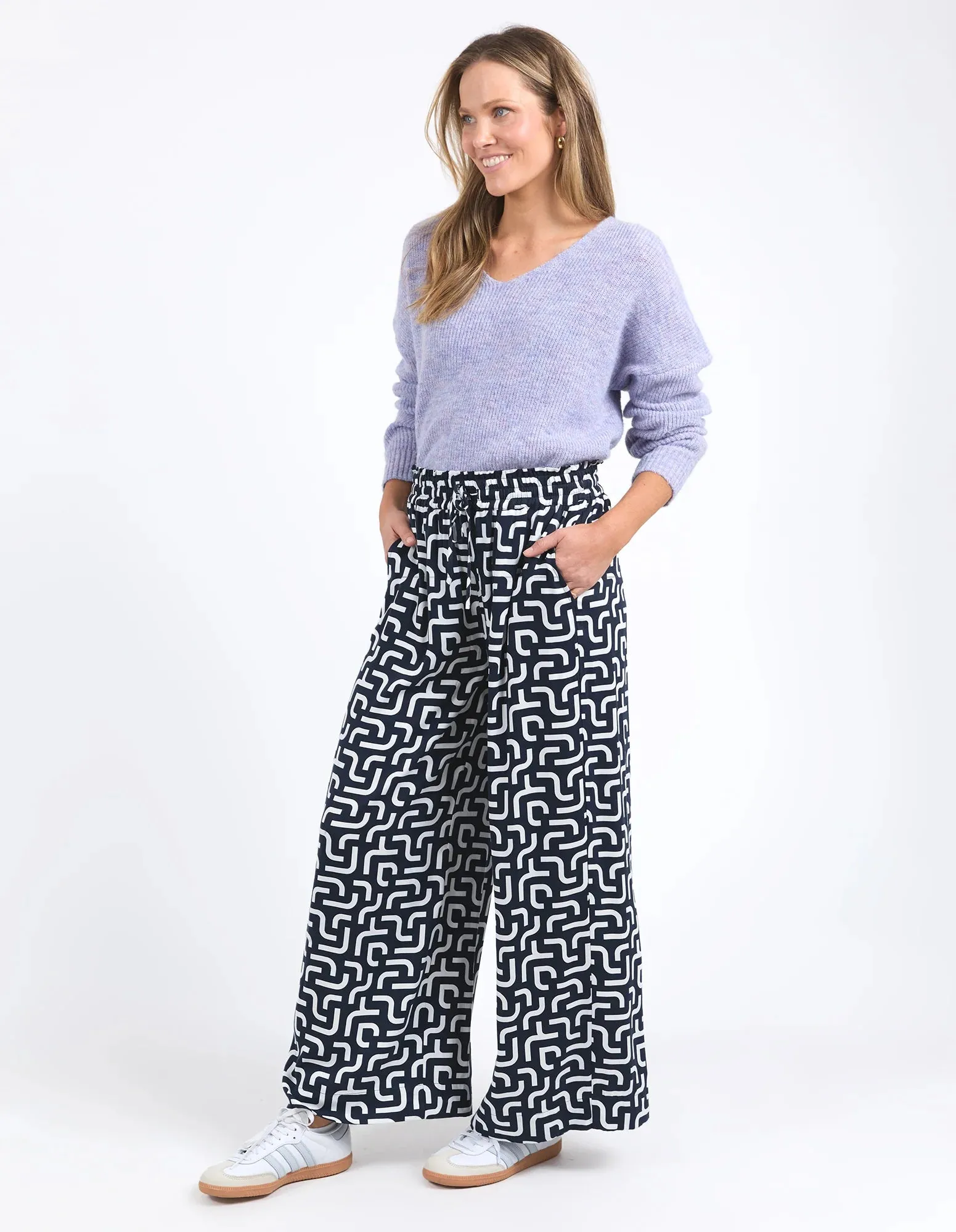 Gemma Geo Pant - Navy