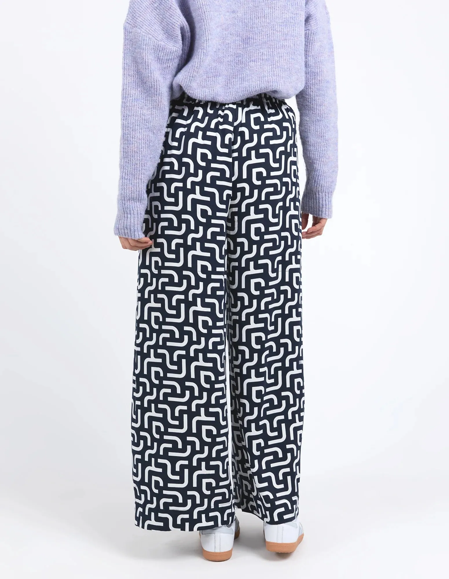 Gemma Geo Pant - Navy