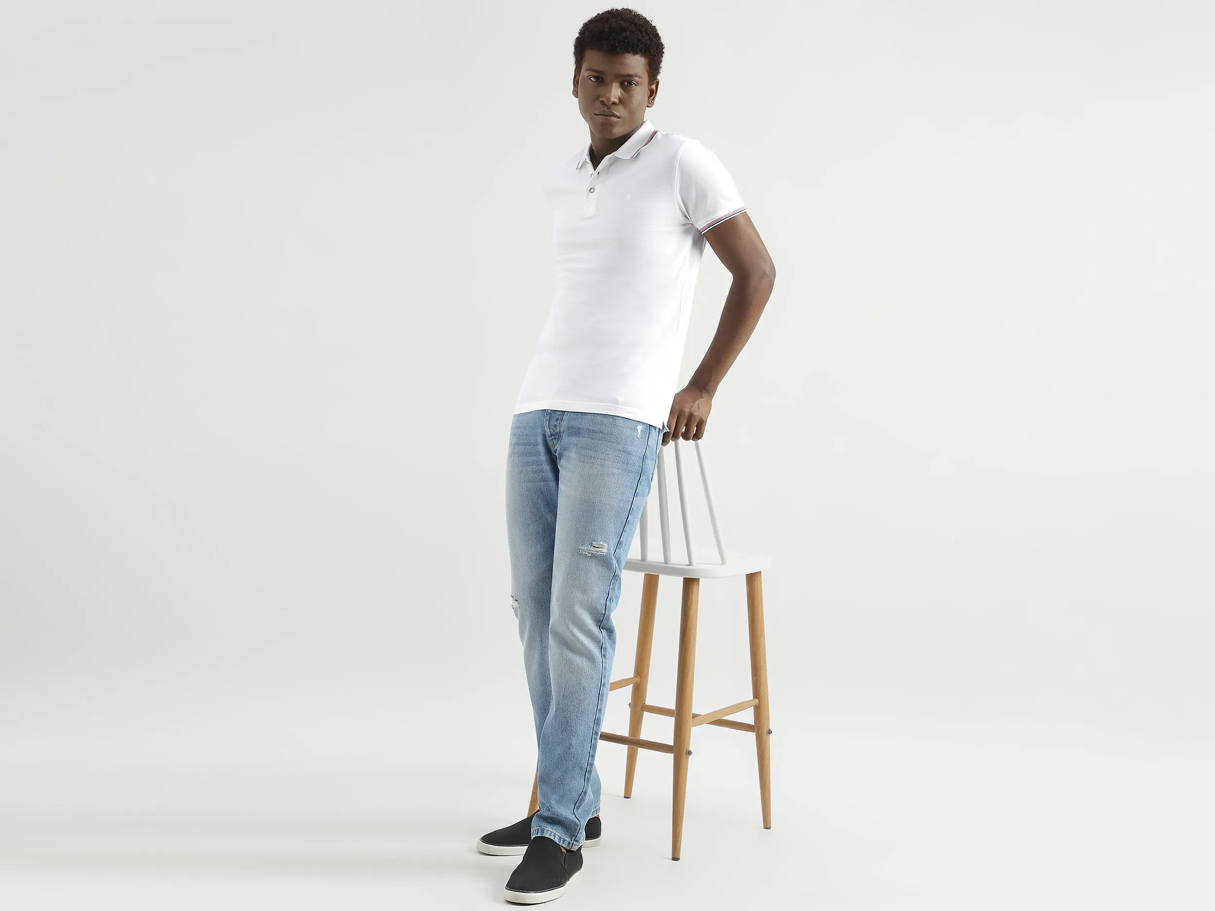 Solid Regular-Fit Jeans With Rugged Detail