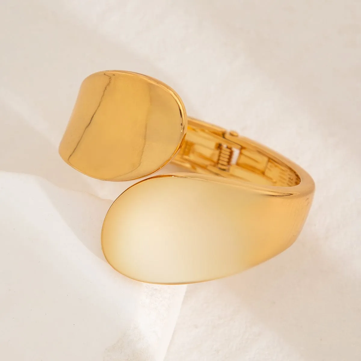 Trendy Geometric Glossy Open Bangle Bracelet
