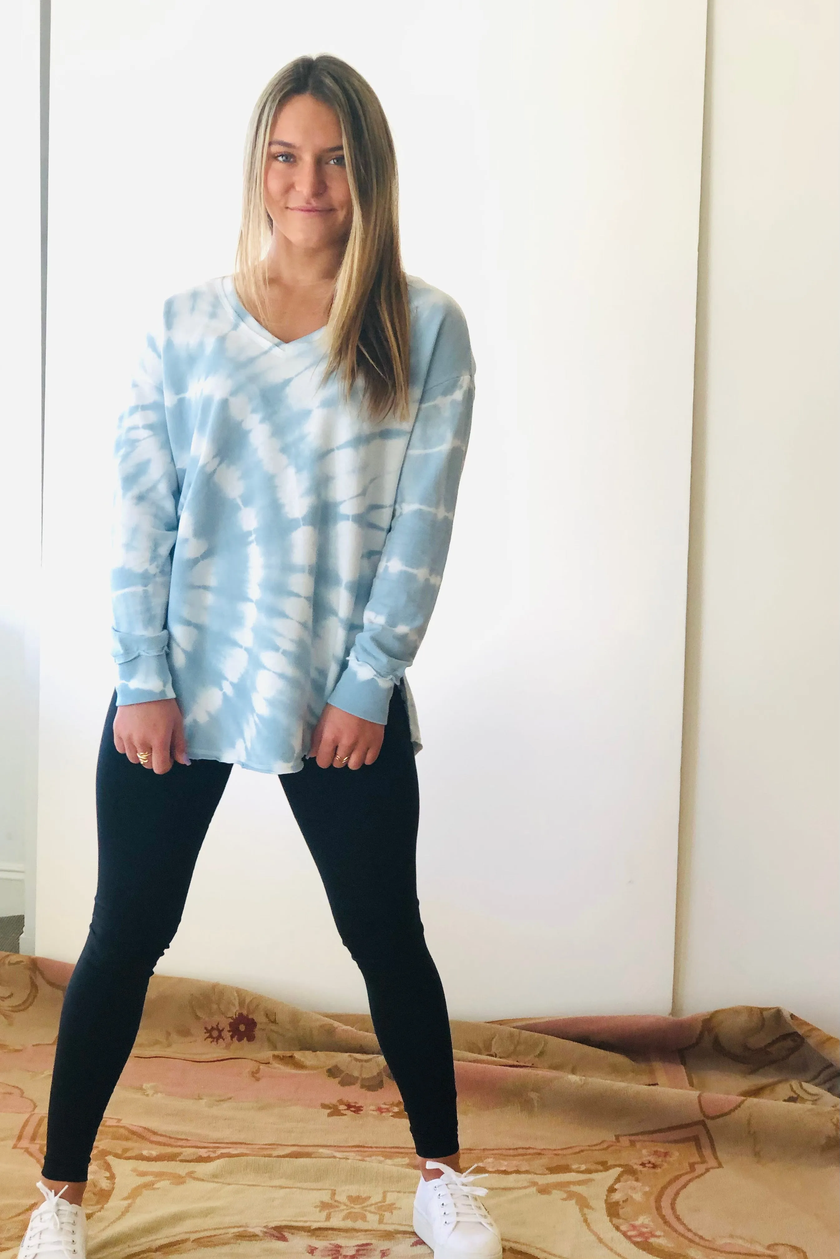 Z SUPPLY V NECK SPIRAL WEEKENDER